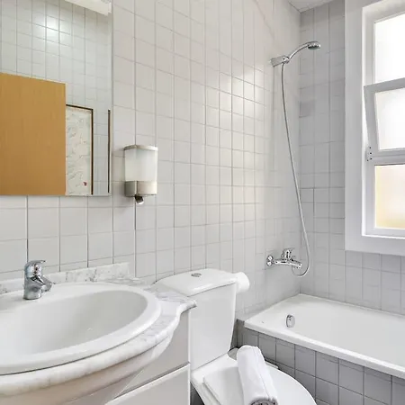 Cool And Airy In Ajuda *