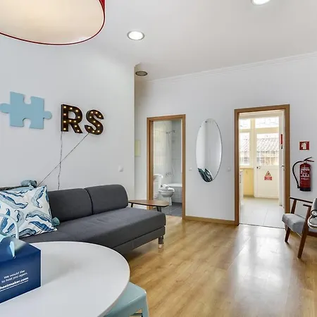 Cool And Airy In Ajuda Lisbon