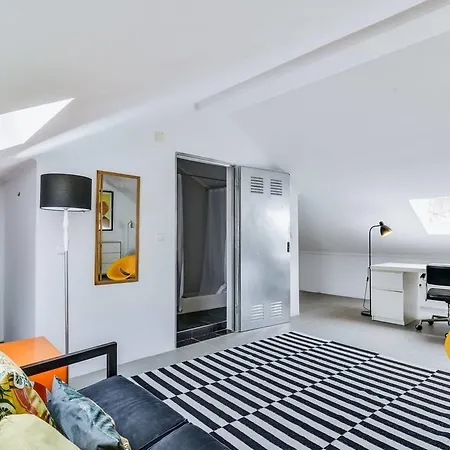 Apartment Cool And Airy In Ajuda *