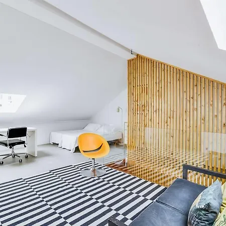Cool And Airy In Ajuda *